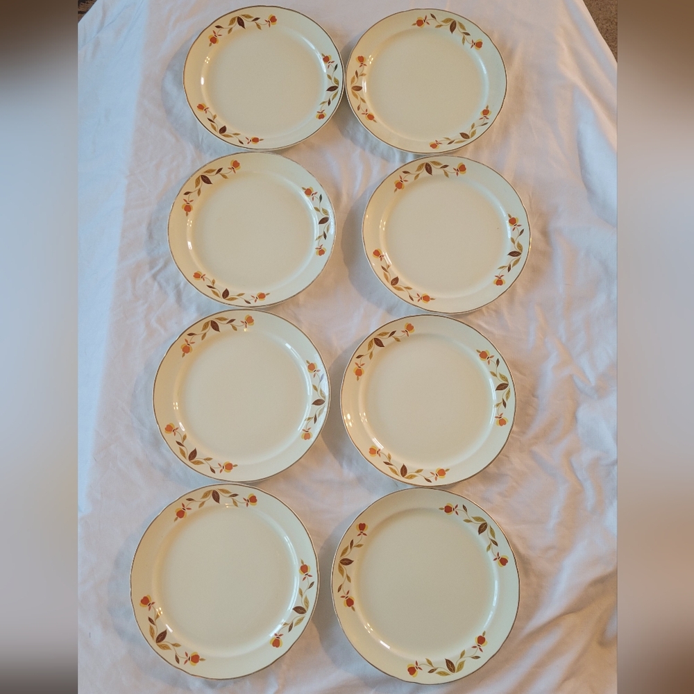 Superior Hall Autumn Leaf Vintage Dining Plates (set of 8)